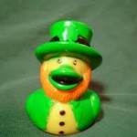 col a St. Patrick's Day duck, courtesy https://wonderduck.mu.nu/archive/2009/3